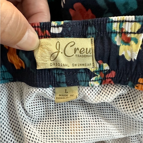 J. Crew Men’s Size Large Floral Print Original Swimwear Shorts - Picture 4 of 10